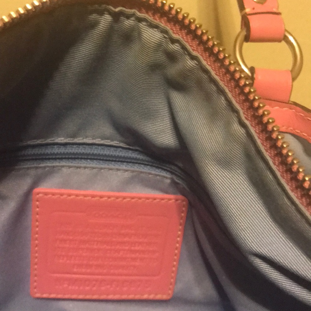 Bag - Picture 2 of 3